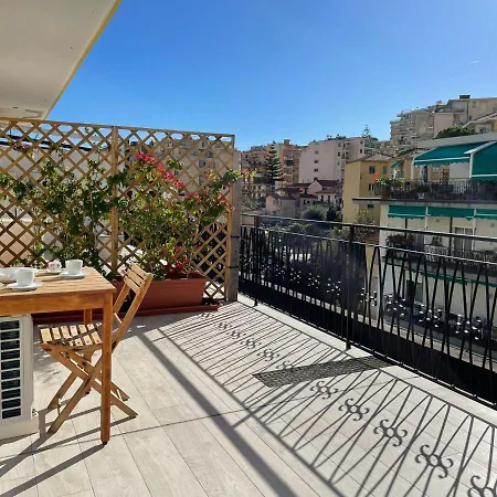 Apartment Wh - Cuore - Attico Monolocale Con Parcheggio Gratuito - 5 Minuti Dal Centro - Wifi Sanremo