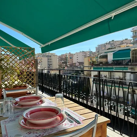 Apartment Wh - Cuore - Attico Monolocale Con Parcheggio Gratuito - 5 Minuti Dal Centro - Wifi Sanremo